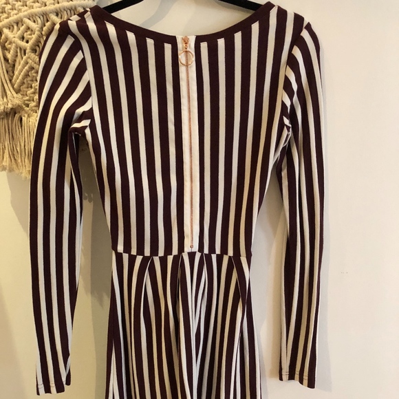 LACOSTE LIVE DRESS - Picture 2 of 3